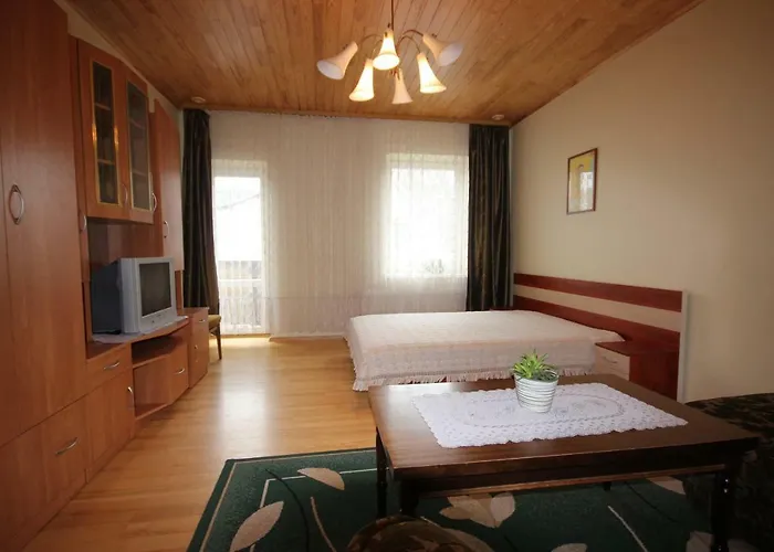 Medziotoju 9 בית הארחה פלאנגה